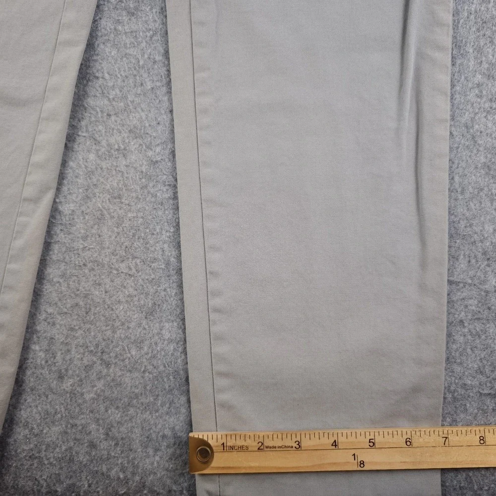 Banana Republic Lived In Chino Pants Mens 31x32 Athletic Fit Gray Flat Front